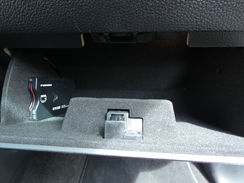 リンカーン ナビゲーター ﾍﾞｰｽｸﾞﾚｰﾄﾞ　正規D車 2015年ﾓﾃﾞﾙ 黒革 ｶﾞﾗｽｽﾗｲﾃﾞｨﾝｸﾞﾙｰﾌ ｼｰﾄﾋｰﾀｰ 3列ｼｰﾄ ﾅﾋﾞTV FSBｶﾒﾗ　2年保証