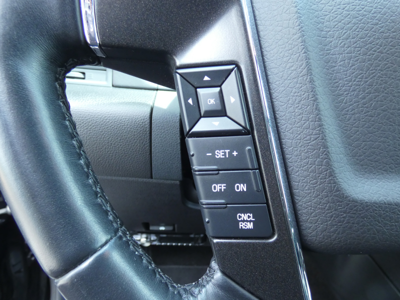 リンカーン ナビゲーター ﾍﾞｰｽｸﾞﾚｰﾄﾞ　正規D車 2015年ﾓﾃﾞﾙ 黒革 ｶﾞﾗｽｽﾗｲﾃﾞｨﾝｸﾞﾙｰﾌ ｼｰﾄﾋｰﾀｰ 3列ｼｰﾄ ﾅﾋﾞTV FSBｶﾒﾗ　2年保証