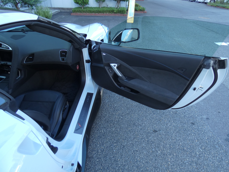 シボレー コルベット グランスポーツ カーボン65 限定車 正規D車 2018年モデル 黒ハーフレザー HUD シートヒーター ナビTV Applecarplay Bカメラ 2年保証