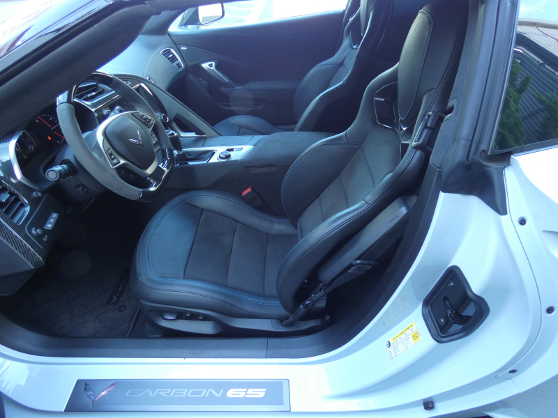 シボレー コルベット グランスポーツ カーボン65 限定車 正規D車 2018年モデル 黒ハーフレザー HUD シートヒーター ナビTV Applecarplay Bカメラ 2年保証