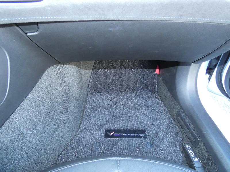 シボレー コルベット グランスポーツ カーボン65 限定車 正規D車 2018年モデル 黒ハーフレザー HUD シートヒーター ナビTV Applecarplay Bカメラ 2年保証