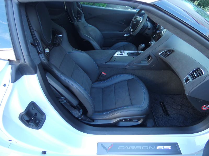 シボレー コルベット グランスポーツ カーボン65 限定車 正規D車 2018年モデル 黒ハーフレザー HUD シートヒーター ナビTV Applecarplay Bカメラ 2年保証