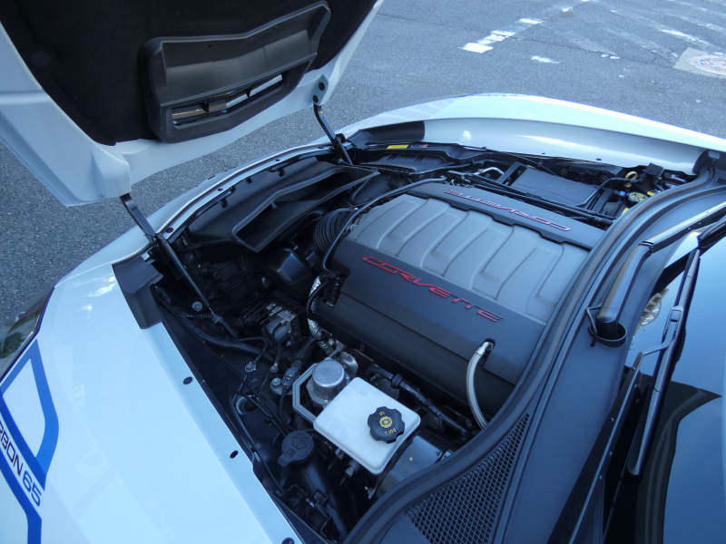 シボレー コルベット グランスポーツ カーボン65 限定車 正規D車 2018年モデル 黒ハーフレザー HUD シートヒーター ナビTV Applecarplay Bカメラ 2年保証