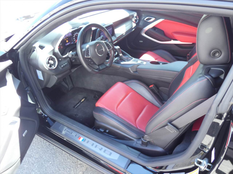 シボレー カマロ SS　正規D車 2019yﾓﾃﾞﾙ 黒赤革ｼｰﾄ ｼｰﾄﾋｰﾀｰ&ｸｰﾗｰ 純正20ｲﾝﾁAW ﾌﾞﾚﾝﾎﾞ Bｶﾒﾗ ｸﾙｺﾝ　2年保証