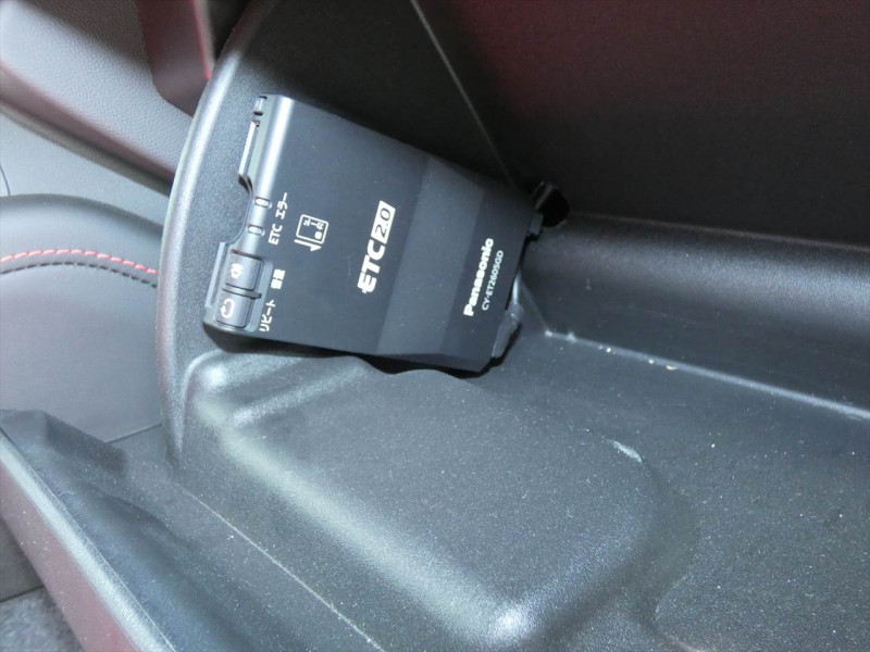 シボレー カマロ SS　正規D車 2019yﾓﾃﾞﾙ 黒赤革ｼｰﾄ ｼｰﾄﾋｰﾀｰ&ｸｰﾗｰ 純正20ｲﾝﾁAW ﾌﾞﾚﾝﾎﾞ Bｶﾒﾗ ｸﾙｺﾝ　2年保証