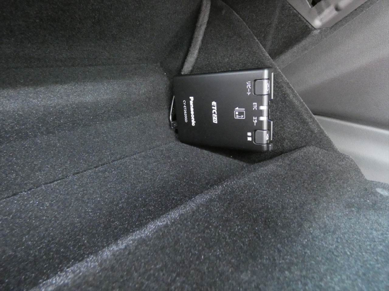 シボレー コルベット 2LT　正規D車 2023yﾓﾃﾞﾙ 限定車 ﾚｰｼﾝｸﾞｽﾀｲﾙｴﾃﾞｨｼｮﾝ ｼｰﾄﾋｰﾀｰ&ﾍﾞﾝﾁﾚｰﾀｰ Fﾘﾌﾀｰ Aｶｰﾌﾟﾚｲ ﾌﾛﾝﾄ&ﾊﾞｯｸｶﾒﾗ　ﾒｰｶｰ保証