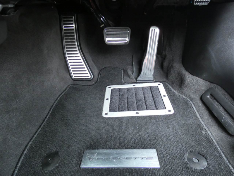 シボレー コルベット 2LT　正規D車 2023yﾓﾃﾞﾙ 限定車 ﾚｰｼﾝｸﾞｽﾀｲﾙｴﾃﾞｨｼｮﾝ ｼｰﾄﾋｰﾀｰ&ﾍﾞﾝﾁﾚｰﾀｰ Fﾘﾌﾀｰ Aｶｰﾌﾟﾚｲ ﾌﾛﾝﾄ&ﾊﾞｯｸｶﾒﾗ　ﾒｰｶｰ保証