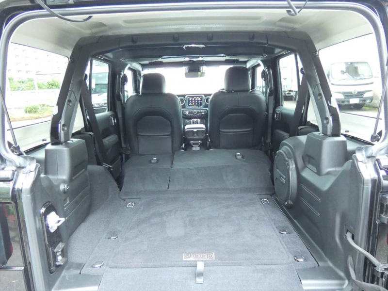 ジープ ラングラー ｱﾝﾘﾐﾃｯﾄﾞ ｻﾊﾗ　正規D車 2019yﾓﾃﾞﾙ 黒革 ｼｰﾄﾋｰﾀｰ 純正ﾅﾋﾞTV LEDﾍｯﾄﾞﾗｲﾄ 純正18ｲﾝﾁAW ﾌﾛﾝﾄ&ｻｲﾄﾞ&ﾊﾞｯｸｶﾒﾗ　2年保証