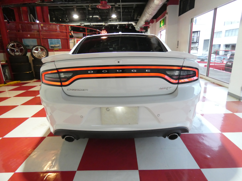 ダッジ チャージャー SRT392　2015yﾓﾃﾞﾙ 黒革 ﾗｸﾞｰﾅﾚｻﾞｰ ｼｰﾄﾋｰﾀｰ&ｸｰﾗｰ ｻﾝﾙｰﾌ ﾊｰﾏﾝｶｰﾄﾞﾝ  8.4ｲﾝﾁﾓﾆﾀｰ ﾌﾞﾗｲﾝﾄﾞｽﾎﾟｯﾄ ETC Bｶﾒﾗ　2年保証