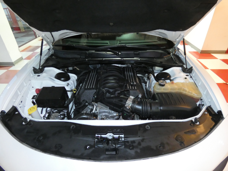 ダッジ チャージャー SRT392　2015yﾓﾃﾞﾙ 黒革 ﾗｸﾞｰﾅﾚｻﾞｰ ｼｰﾄﾋｰﾀｰ&ｸｰﾗｰ ｻﾝﾙｰﾌ ﾊｰﾏﾝｶｰﾄﾞﾝ  8.4ｲﾝﾁﾓﾆﾀｰ ﾌﾞﾗｲﾝﾄﾞｽﾎﾟｯﾄ ETC Bｶﾒﾗ　2年保証