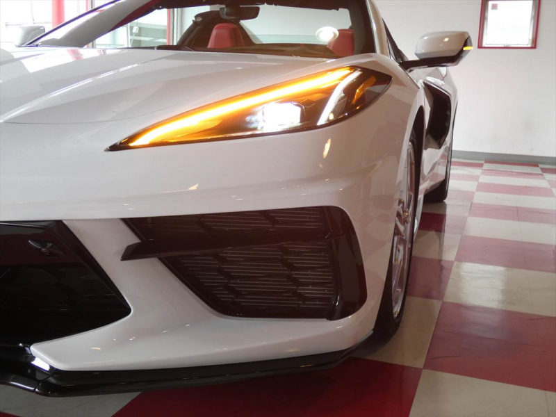 シボレー コルベット 2LT ｺﾝﾊﾞｰﾁﾌﾞﾙ　新並 2021yﾓﾃﾞﾙ 左ﾊﾝﾄﾞﾙ 電動ﾊｰﾄﾞﾄｯﾌﾟ 赤革ｼｰﾄ ｼｰﾄﾋ-ﾀｰ&ﾍﾞﾝﾁﾚｰﾀｰ Aｶｰﾌﾟﾚｲ ﾌﾛﾝﾄ&ﾊﾞｯｸｶﾒﾗ　2年保証