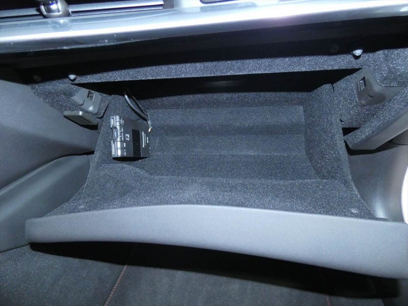 シボレー コルベット 2LT ｺﾝﾊﾞｰﾁﾌﾞﾙ　新並 2021yﾓﾃﾞﾙ 左ﾊﾝﾄﾞﾙ 電動ﾊｰﾄﾞﾄｯﾌﾟ 赤革ｼｰﾄ ｼｰﾄﾋ-ﾀｰ&ﾍﾞﾝﾁﾚｰﾀｰ Aｶｰﾌﾟﾚｲ ﾌﾛﾝﾄ&ﾊﾞｯｸｶﾒﾗ　2年保証