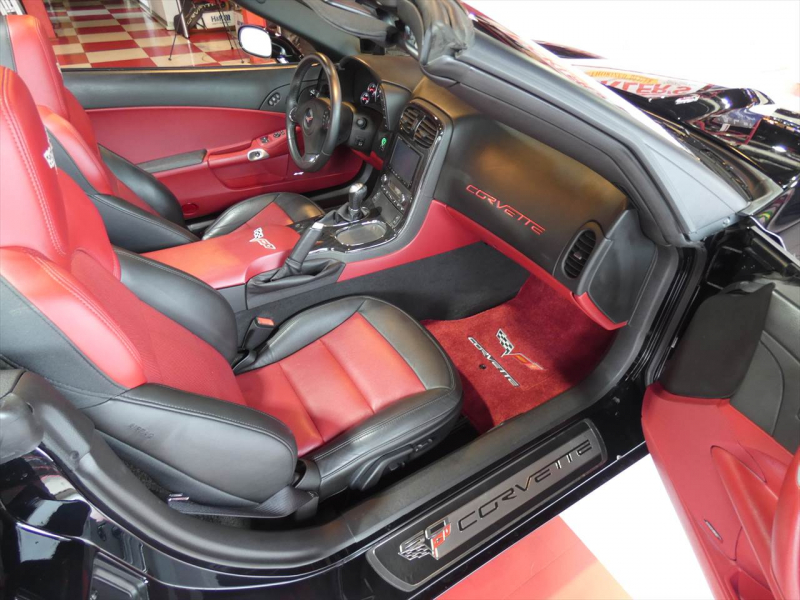 シボレー コルベット 427 ｺﾝﾊﾞｰﾁﾌﾞﾙ　2013年ﾓﾃﾞﾙ 6MT 赤革 ｼｰﾄﾋｰﾀｰ 電動ｿﾌﾄﾄｯﾌﾟ ｳｨﾝﾄﾞｳﾃﾞｨﾌﾚｸﾀｰ BOSE HUD　2年保証