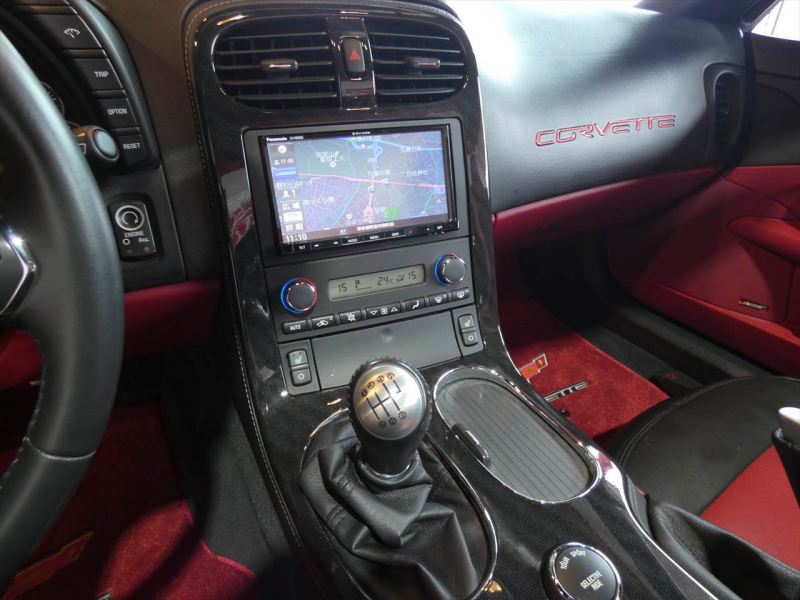 シボレー コルベット 427 ｺﾝﾊﾞｰﾁﾌﾞﾙ　2013年ﾓﾃﾞﾙ 6MT 赤革 ｼｰﾄﾋｰﾀｰ 電動ｿﾌﾄﾄｯﾌﾟ ｳｨﾝﾄﾞｳﾃﾞｨﾌﾚｸﾀｰ BOSE HUD　2年保証