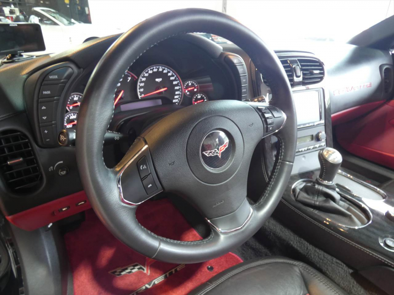 シボレー コルベット 427 ｺﾝﾊﾞｰﾁﾌﾞﾙ　2013年ﾓﾃﾞﾙ 6MT 赤革 ｼｰﾄﾋｰﾀｰ 電動ｿﾌﾄﾄｯﾌﾟ ｳｨﾝﾄﾞｳﾃﾞｨﾌﾚｸﾀｰ BOSE HUD　2年保証