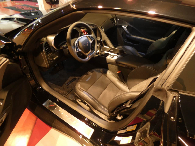 シボレー コルベット Z06　正規D車 2019年最終ﾓﾃﾞﾙ 黒革 ｼｰﾄﾋｰﾀｰ ﾅﾋﾞTV Applecarplay F&Bｶﾒﾗ　2年保証