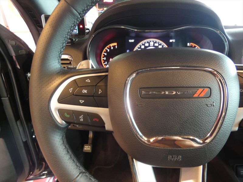 ダッジ デュランゴ ｼﾀﾃﾞﾙ　新車並行 2016yﾓﾃﾞﾙ 黒革 ｼｰﾄﾋｰﾀｰ ｻﾝﾙｰﾌ ACC 純正20ｲﾝﾁAW F･S･Bｶﾒﾗ ETC　2年保証