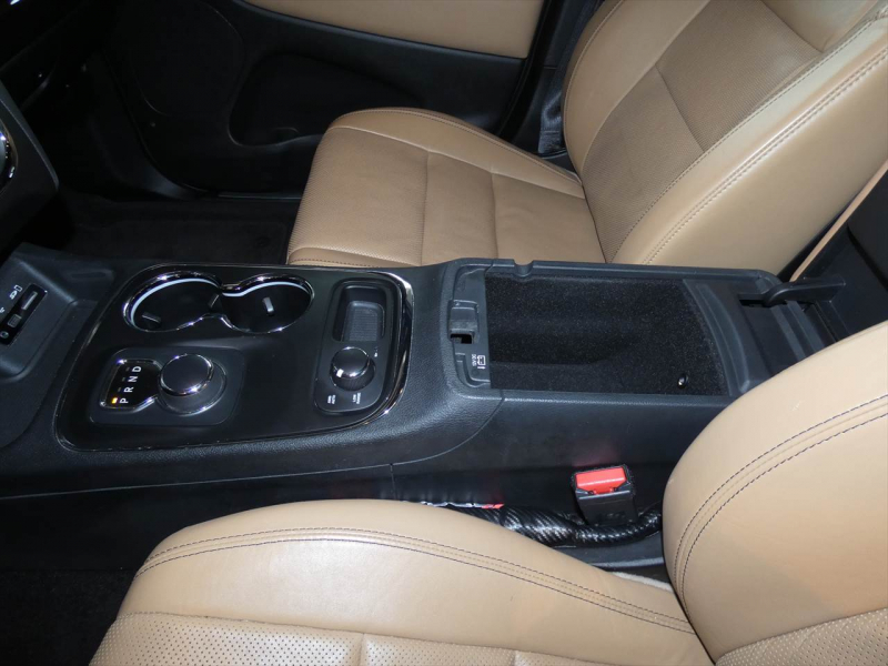 ダッジ デュランゴ ｼﾀﾃﾞﾙ　新車並行 2016yﾓﾃﾞﾙ 黒革 ｼｰﾄﾋｰﾀｰ ｻﾝﾙｰﾌ ACC 純正20ｲﾝﾁAW F･S･Bｶﾒﾗ ETC　2年保証