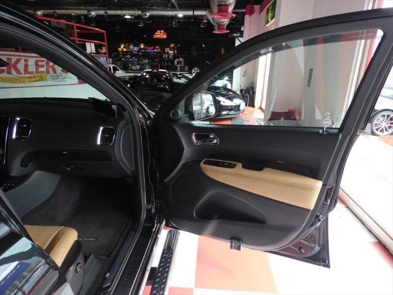 ダッジ デュランゴ ｼﾀﾃﾞﾙ　新車並行 2016yﾓﾃﾞﾙ 黒革 ｼｰﾄﾋｰﾀｰ ｻﾝﾙｰﾌ ACC 純正20ｲﾝﾁAW F･S･Bｶﾒﾗ ETC　2年保証