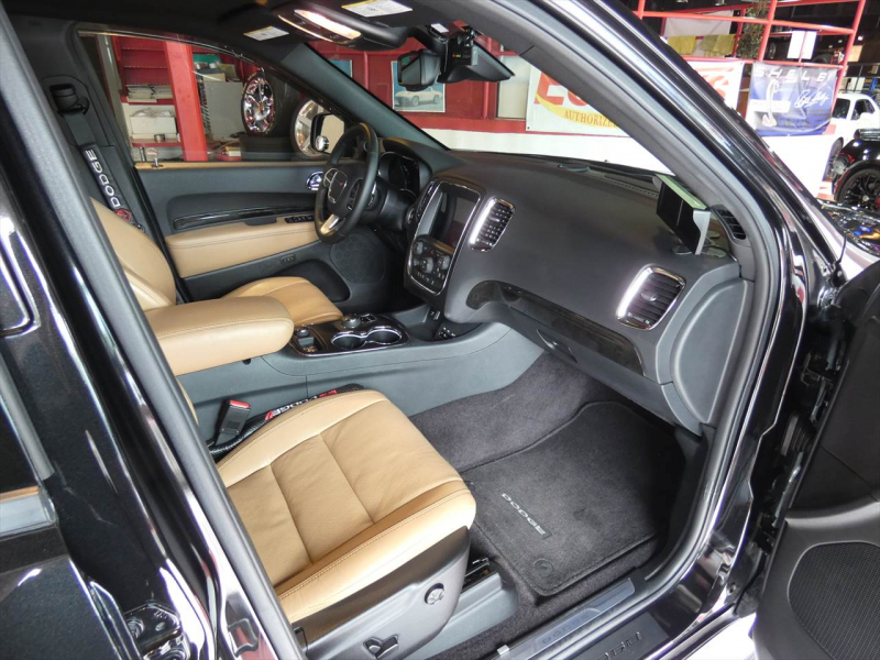 ダッジ デュランゴ ｼﾀﾃﾞﾙ　新車並行 2016yﾓﾃﾞﾙ 黒革 ｼｰﾄﾋｰﾀｰ ｻﾝﾙｰﾌ ACC 純正20ｲﾝﾁAW F･S･Bｶﾒﾗ ETC　2年保証