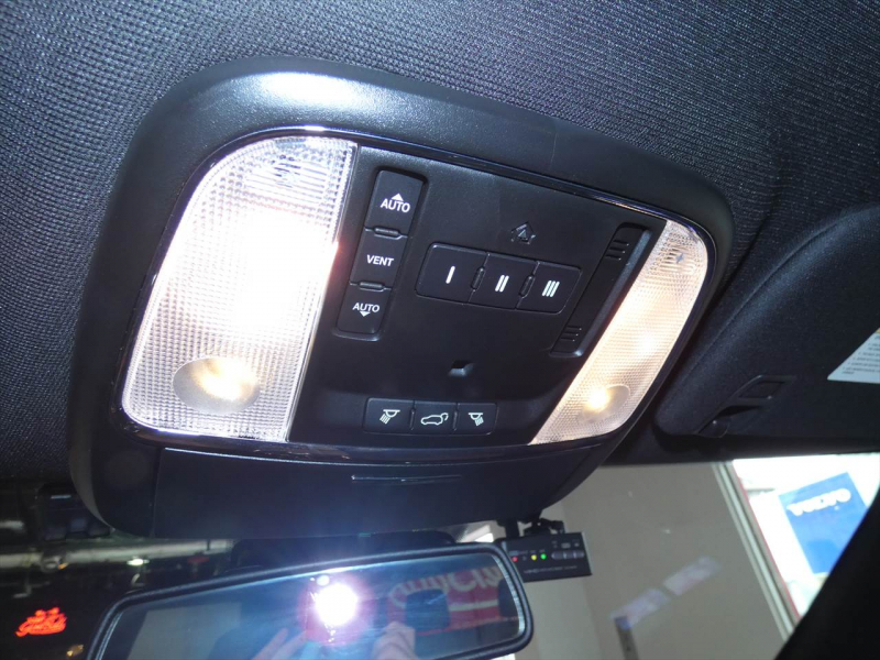 ダッジ デュランゴ ｼﾀﾃﾞﾙ　新車並行 2016yﾓﾃﾞﾙ 黒革 ｼｰﾄﾋｰﾀｰ ｻﾝﾙｰﾌ ACC 純正20ｲﾝﾁAW F･S･Bｶﾒﾗ ETC　2年保証