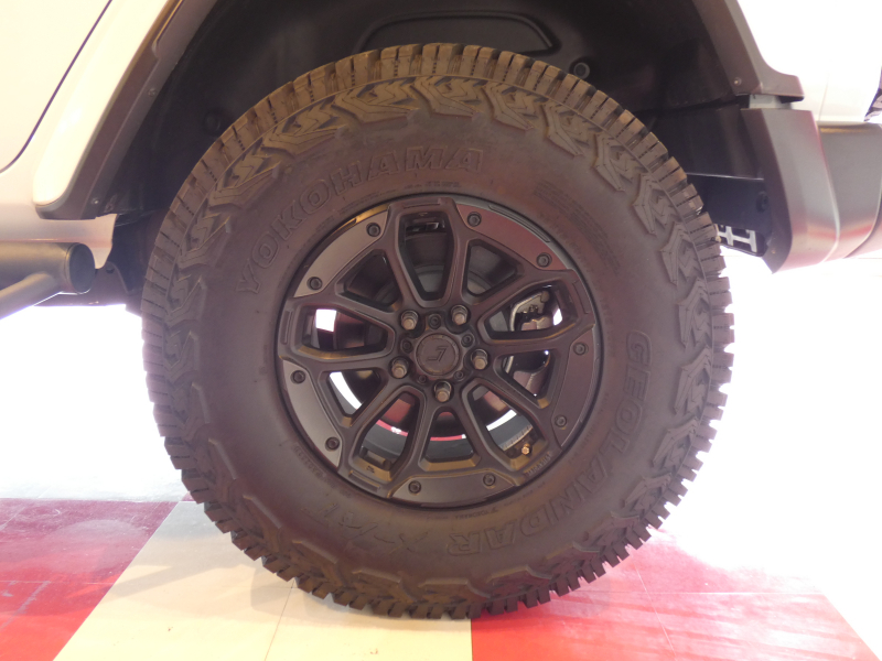 ジープ ラングラー ｱﾝﾘﾐﾃｯﾄﾞ ｻﾊﾗ　正規D車 2020yﾓﾃﾞﾙ 黒革 ｼｰﾄﾋｰﾀｰ 純正ﾅﾋﾞTV 社外ｻｲﾄﾞｽﾃｯﾌﾟ 社外17ｲﾝﾁAW LEDﾍｯﾄﾞﾗｲﾄ　2年保証