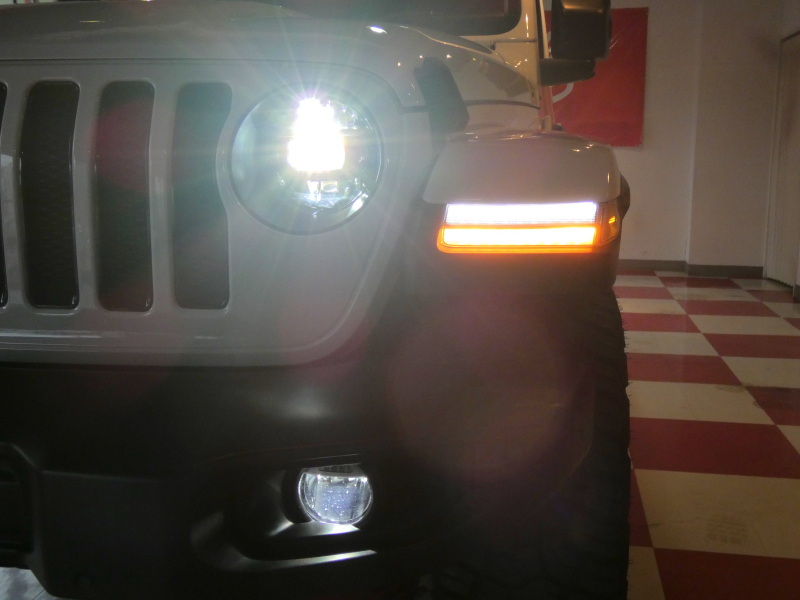 ジープ ラングラー ｱﾝﾘﾐﾃｯﾄﾞ ｻﾊﾗ　正規D車 2020yﾓﾃﾞﾙ 黒革 ｼｰﾄﾋｰﾀｰ 純正ﾅﾋﾞTV 社外ｻｲﾄﾞｽﾃｯﾌﾟ 社外17ｲﾝﾁAW LEDﾍｯﾄﾞﾗｲﾄ　2年保証