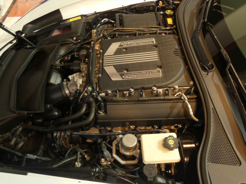 シボレー コルベット Z06 ｺﾝﾊﾞｰﾁﾌﾞﾙ　正規D車 2016年ﾓﾃﾞﾙ 黒革 ｼｰﾄﾋｰﾀｰ TV BOSE Applecarplay F&Bｶﾒﾗ　2年保証