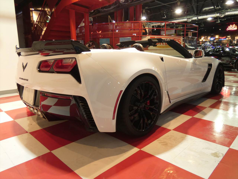 シボレー コルベット Z06 ｺﾝﾊﾞｰﾁﾌﾞﾙ　正規D車 2016年ﾓﾃﾞﾙ 黒革 ｼｰﾄﾋｰﾀｰ TV BOSE Applecarplay F&Bｶﾒﾗ　2年保証