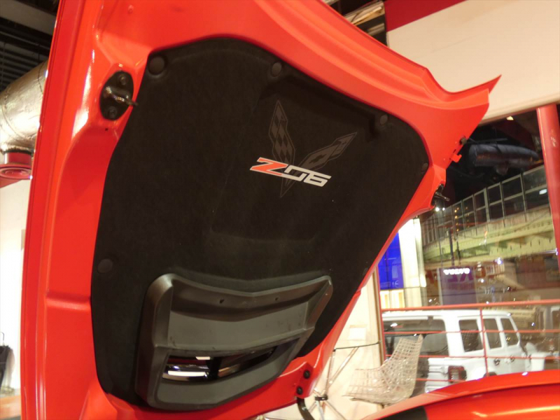 シボレー コルベット Z06  2017yﾓﾃﾞﾙ 新並 1ｵｰﾅｰ 黒革 Sﾁｬｰｼﾞｬｰ ｶﾗｰHUD BOSE AppleCarPlay ﾌﾙｾｸﾞTV GPSﾚｰﾀﾞｰ F&Bｶﾒﾗ　2年保証