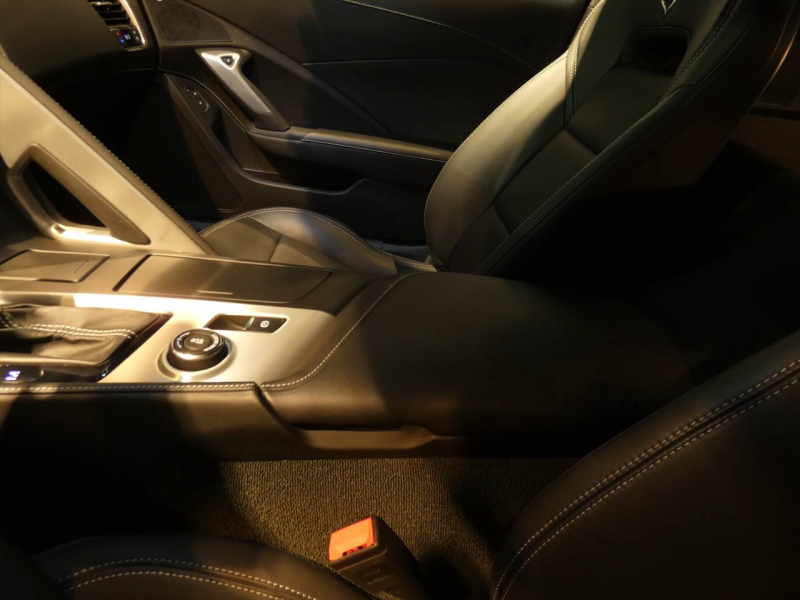 シボレー コルベット Z06  2017yﾓﾃﾞﾙ 新並 1ｵｰﾅｰ 黒革 Sﾁｬｰｼﾞｬｰ ｶﾗｰHUD BOSE AppleCarPlay ﾌﾙｾｸﾞTV GPSﾚｰﾀﾞｰ F&Bｶﾒﾗ　2年保証