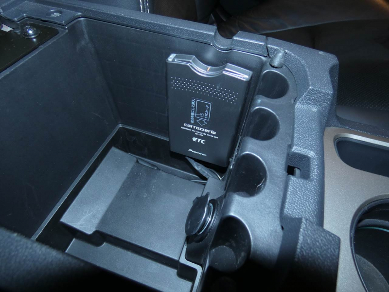 ダッジ チャレンジャー SRT8 392　2013yﾓﾃﾞﾙ 新並 黒ｺﾝﾋﾞ革 ｻﾝﾙｰﾌ ｼｰﾄﾋｰﾀｰ ﾚｰｼﾝｸﾞｽﾄﾗｲﾌﾟ ﾅﾋﾞTV CORSAﾏﾌﾗｰ HRE20ｲﾝﾁAW Bｶﾒﾗ　2年保証