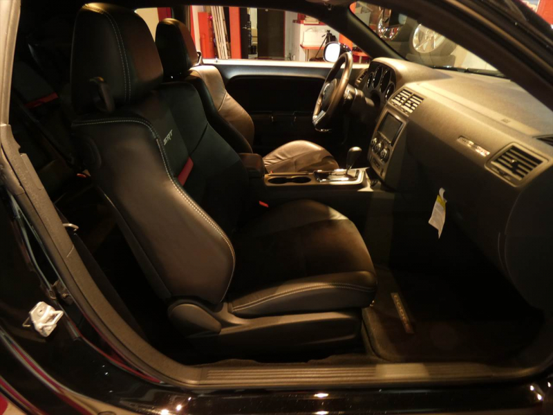 ダッジ チャレンジャー SRT8 392　2013yﾓﾃﾞﾙ 新並 黒ｺﾝﾋﾞ革 ｻﾝﾙｰﾌ ｼｰﾄﾋｰﾀｰ ﾚｰｼﾝｸﾞｽﾄﾗｲﾌﾟ ﾅﾋﾞTV CORSAﾏﾌﾗｰ HRE20ｲﾝﾁAW Bｶﾒﾗ　2年保証