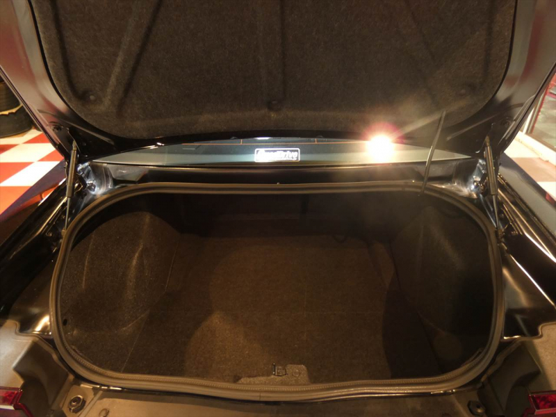 ダッジ チャレンジャー SRT8 392　2013yﾓﾃﾞﾙ 新並 黒ｺﾝﾋﾞ革 ｻﾝﾙｰﾌ ｼｰﾄﾋｰﾀｰ ﾚｰｼﾝｸﾞｽﾄﾗｲﾌﾟ ﾅﾋﾞTV CORSAﾏﾌﾗｰ HRE20ｲﾝﾁAW Bｶﾒﾗ　2年保証