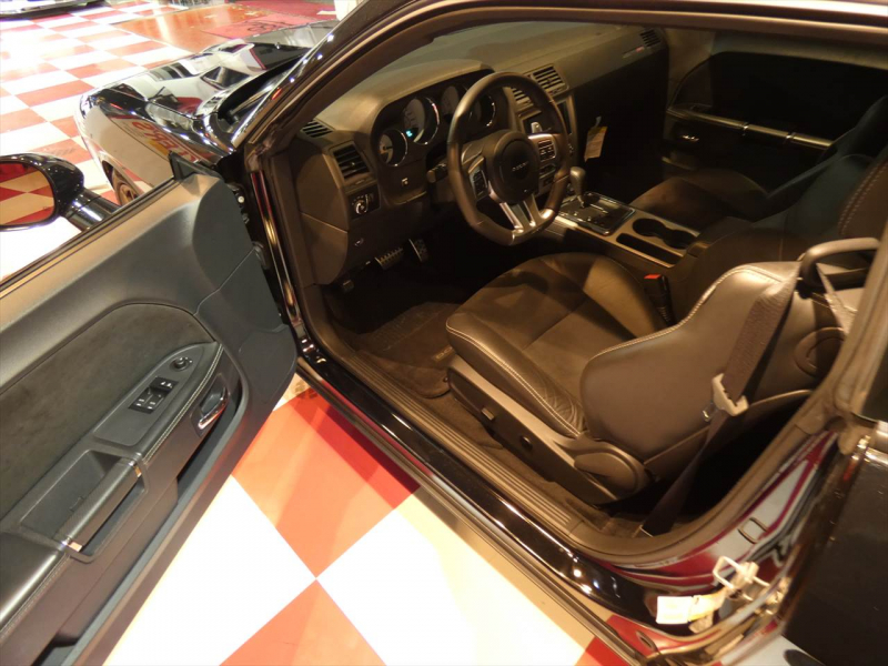 ダッジ チャレンジャー SRT8 392　2013yﾓﾃﾞﾙ 新並 黒ｺﾝﾋﾞ革 ｻﾝﾙｰﾌ ｼｰﾄﾋｰﾀｰ ﾚｰｼﾝｸﾞｽﾄﾗｲﾌﾟ ﾅﾋﾞTV CORSAﾏﾌﾗｰ HRE20ｲﾝﾁAW Bｶﾒﾗ　2年保証