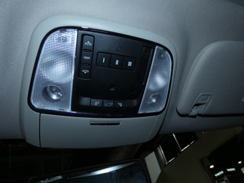 ダッジ デュランゴ ｼﾀﾃﾞﾙ　2013yﾓﾃﾞﾙ 新並 黒革 ｼｰﾄﾋｰﾀｰ ｻﾝﾙｰﾌ ACC 純正20ｲﾝﾁAW F･S･Bｶﾒﾗ ETC　2年保証