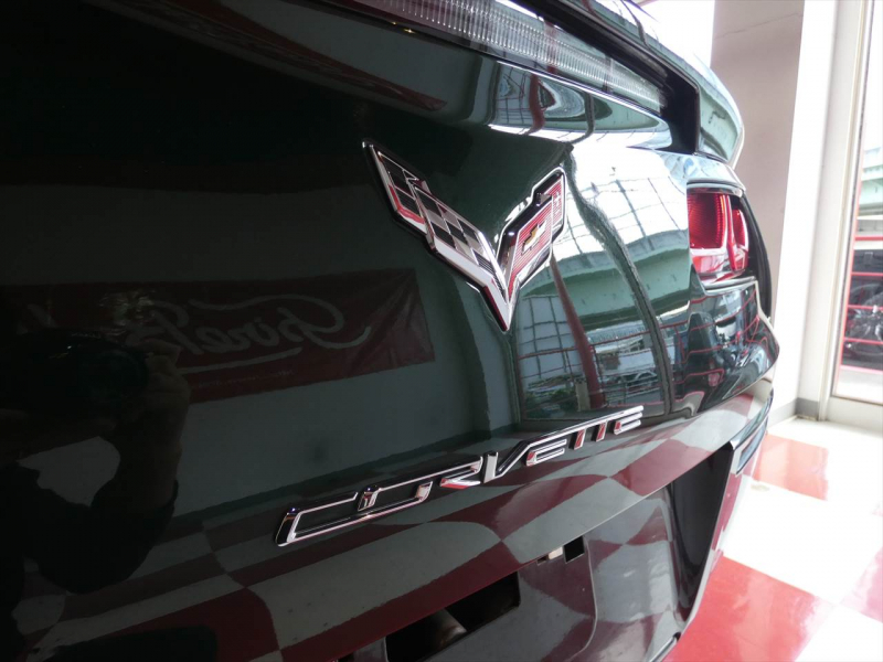 シボレー コルベット Z51　正規D車 2014年ﾓﾃﾞﾙ ﾌﾟﾚｵｰﾀﾞｰ車 茶革 ｼｰﾄﾋｰﾀｰ HUD ﾅﾋﾞTV 専用19/20AW ｷｾﾉﾝ Bｶﾒﾗ　2年保証