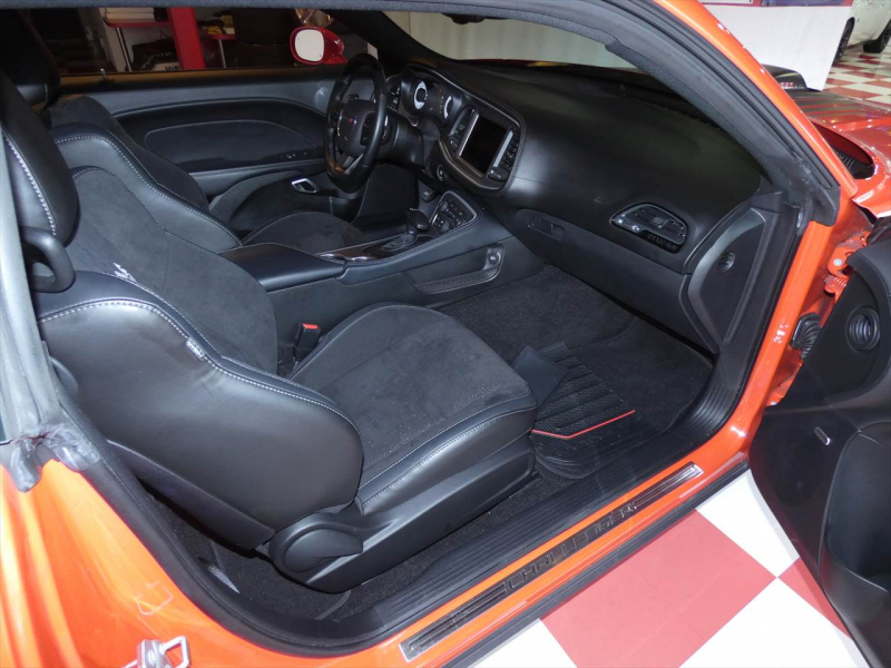 ダッジ チャレンジャー ｽｷｬｯﾄﾊﾟｯｸ ﾜｲﾄﾞﾎﾞﾃﾞｨ　2021年ﾓﾃﾞﾙ ｼｪｲｶｰPKG ﾌﾟﾗｽﾊﾟｯｹｰｼﾞ&ｺﾝﾋﾞﾆｴﾝｽｸﾞﾙｰﾌﾟ 黒ｺﾝﾋﾞ革 ｼｰﾄﾋｰﾀｰ&ｸｰﾗｰ  Bｶﾒﾗ　2年保証