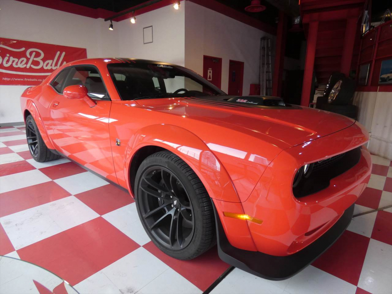 ダッジ チャレンジャー ｽｷｬｯﾄﾊﾟｯｸ ﾜｲﾄﾞﾎﾞﾃﾞｨ　2021年ﾓﾃﾞﾙ ｼｪｲｶｰPKG ﾌﾟﾗｽﾊﾟｯｹｰｼﾞ&ｺﾝﾋﾞﾆｴﾝｽｸﾞﾙｰﾌﾟ 黒ｺﾝﾋﾞ革 ｼｰﾄﾋｰﾀｰ&ｸｰﾗｰ  Bｶﾒﾗ　2年保証