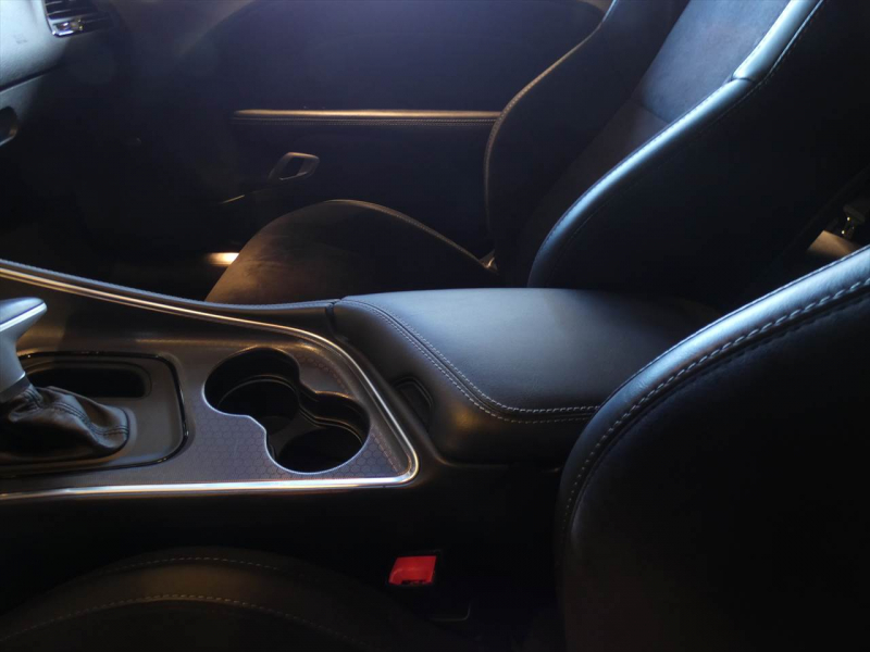 ダッジ チャレンジャー GT　2017年ﾓﾃﾞﾙ AWD 黒ｺﾝﾋﾞ革 ｻﾝﾙｰﾌ ｼｰﾄﾋｰﾀｰ&ｸｰﾗｰ Aｶｰﾌﾟﾚｲ Bｶﾒﾗ ETC　2年保証