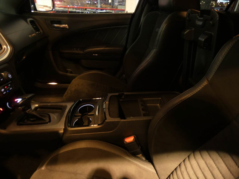 ダッジ チャージャー R/T　2021yﾓﾃﾞﾙ 新並 ﾃﾞｲﾄﾅ 黒ｺﾝﾋﾞ革 ｼｰﾄﾋｰﾀｰ&ｸｰﾗｰ ｻﾝﾙｰﾌ ﾊｰﾏﾝｶｰﾄﾞﾝ 8.4ｲﾝﾁﾓﾆﾀｰ ETC Bｶﾒﾗ　2年保証