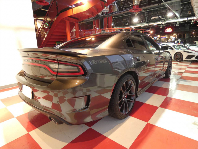 ダッジ チャージャー R/T　2021yﾓﾃﾞﾙ 新並 ﾃﾞｲﾄﾅ 黒ｺﾝﾋﾞ革 ｼｰﾄﾋｰﾀｰ&ｸｰﾗｰ ｻﾝﾙｰﾌ ﾊｰﾏﾝｶｰﾄﾞﾝ 8.4ｲﾝﾁﾓﾆﾀｰ ETC Bｶﾒﾗ　2年保証