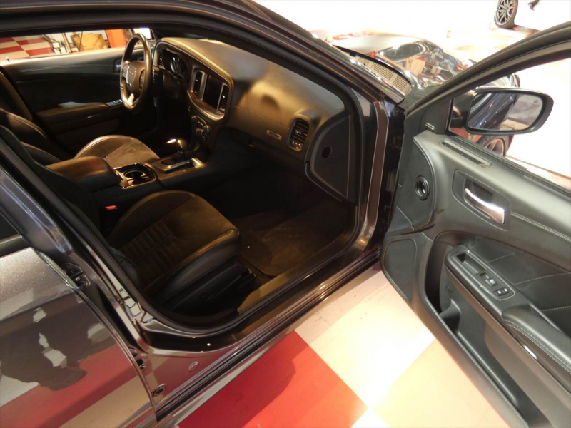 ダッジ チャージャー R/T　2021yﾓﾃﾞﾙ 新並 ﾃﾞｲﾄﾅ 黒ｺﾝﾋﾞ革 ｼｰﾄﾋｰﾀｰ&ｸｰﾗｰ ｻﾝﾙｰﾌ ﾊｰﾏﾝｶｰﾄﾞﾝ 8.4ｲﾝﾁﾓﾆﾀｰ ETC Bｶﾒﾗ　2年保証