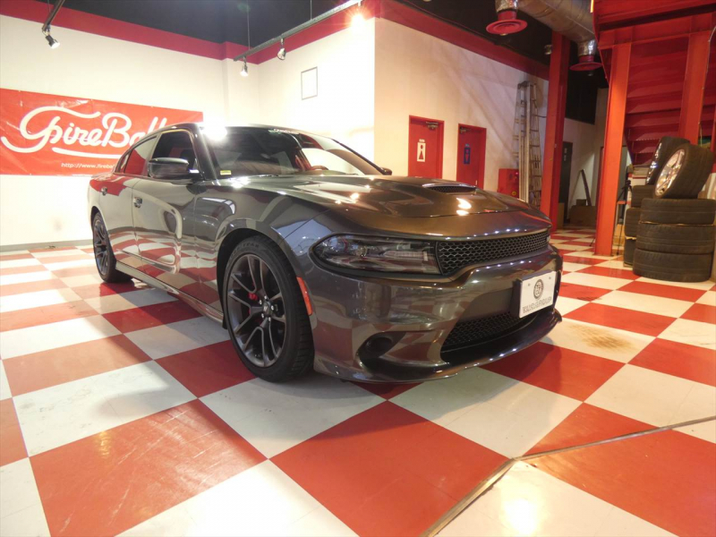 ダッジ チャージャー R/T　2021yﾓﾃﾞﾙ 新並 ﾃﾞｲﾄﾅ 黒ｺﾝﾋﾞ革 ｼｰﾄﾋｰﾀｰ&ｸｰﾗｰ ｻﾝﾙｰﾌ ﾊｰﾏﾝｶｰﾄﾞﾝ 8.4ｲﾝﾁﾓﾆﾀｰ ETC Bｶﾒﾗ　2年保証