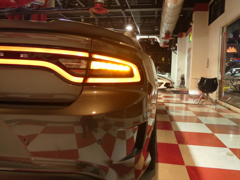 ダッジ チャージャー R/T　2021yﾓﾃﾞﾙ 新並 ﾃﾞｲﾄﾅ 黒ｺﾝﾋﾞ革 ｼｰﾄﾋｰﾀｰ&ｸｰﾗｰ ｻﾝﾙｰﾌ ﾊｰﾏﾝｶｰﾄﾞﾝ 8.4ｲﾝﾁﾓﾆﾀｰ ETC Bｶﾒﾗ　2年保証