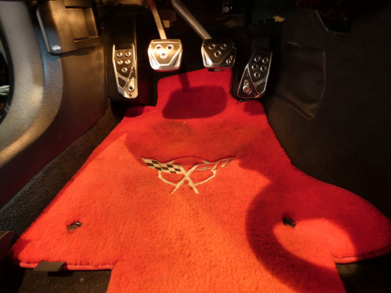 シボレー コルベット Z06　2009yﾓﾃﾞﾙ 6速MT 黒&灰革 HUD Borlaﾏﾌﾗｰ F&Sｶｰﾎﾞﾝｽﾎﾟｲﾗｰ ﾅﾋﾞTV USﾃｰﾙ ETC　2年保証