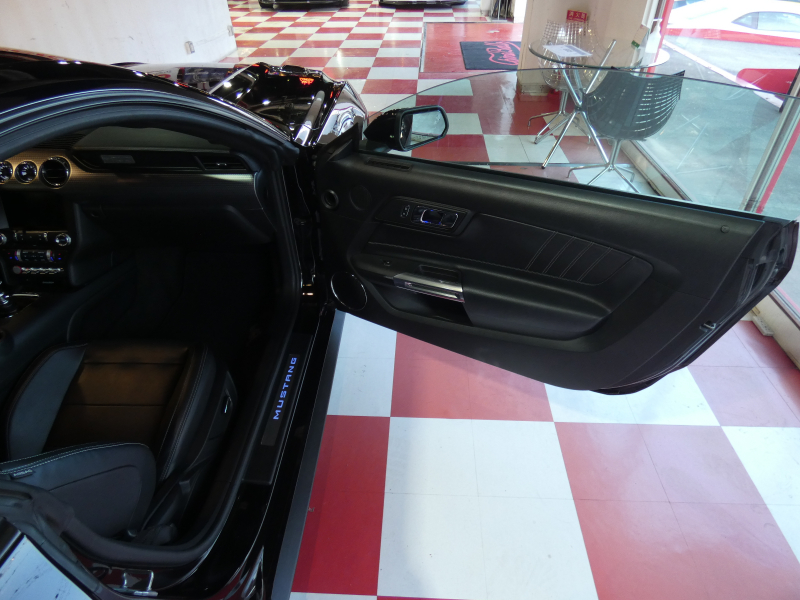 フォード マスタング GT Premium　2017年ﾓﾃﾞﾙ 6MT ﾊﾟﾌｫｰﾏﾝｽPKG GT350ﾙｯｸ SYNCﾀｯﾁﾓﾆﾀｰ 専用19ｲﾝﾁAW Bｶﾒﾗ　2年保証