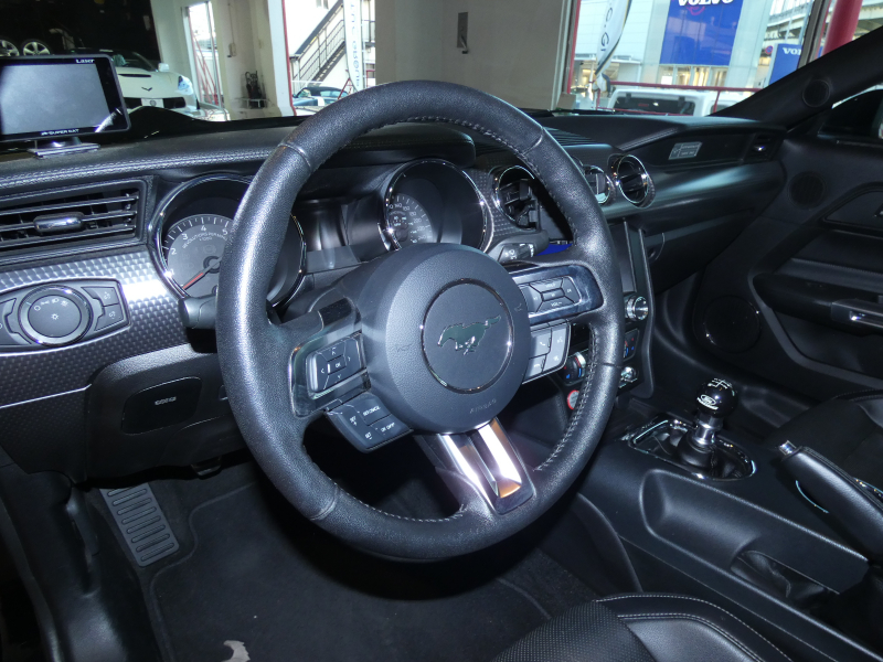 フォード マスタング GT Premium　2017年ﾓﾃﾞﾙ 6MT ﾊﾟﾌｫｰﾏﾝｽPKG GT350ﾙｯｸ SYNCﾀｯﾁﾓﾆﾀｰ 専用19ｲﾝﾁAW Bｶﾒﾗ　2年保証