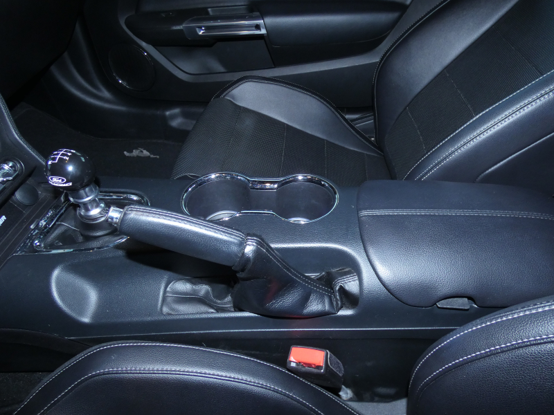 フォード マスタング GT Premium　2017年ﾓﾃﾞﾙ 6MT ﾊﾟﾌｫｰﾏﾝｽPKG GT350ﾙｯｸ SYNCﾀｯﾁﾓﾆﾀｰ 専用19ｲﾝﾁAW Bｶﾒﾗ　2年保証