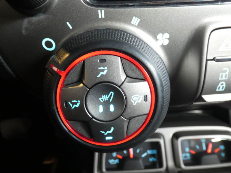 シボレー カマロ LTRS　正規D車 2011yﾓﾃﾞﾙ 黒革 ｼｰﾄﾋｰﾀｰ 4連ﾒｰﾀｰ 純正ｵｰﾃﾞｨｵ 社外ﾅﾋﾞTV 純正20ｲﾝﾁAW ETC　2年保証